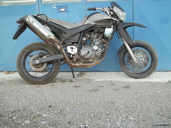 YAMAHA XT660X