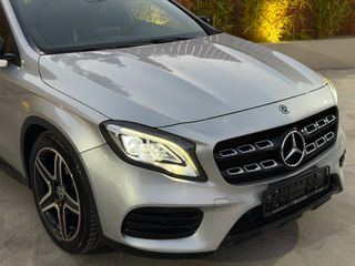 Mercedes-Benz GLA 180 2018 AMG LINE! PREMIUM PACK!-thumb-6