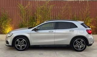 Mercedes-Benz GLA 180 2018 AMG LINE! PREMIUM PACK!-thumb-1