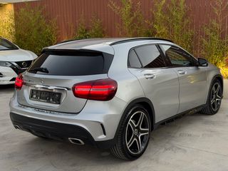 Mercedes-Benz GLA 180 2018 AMG LINE! PREMIUM PACK!-thumb-11