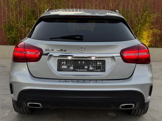 Mercedes-Benz GLA 180 2018 AMG LINE! PREMIUM PACK!-thumb-10