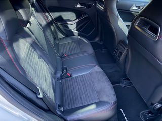 Mercedes-Benz GLA 180 2018 AMG LINE! PREMIUM PACK!-thumb-22