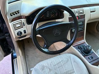 Mercedes-Benz E 200 1998-thumb-15