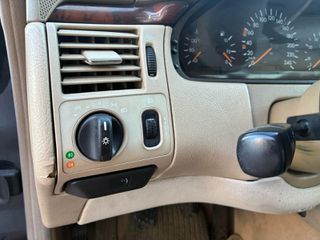 Mercedes-Benz E 200 1998-thumb-18