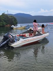 Nireus 1993 Phoebus bowrider
