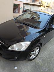 Kia Ceed / cee'd 2010-thumb-1