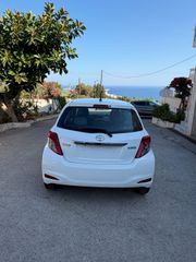 Toyota Yaris 2012-thumb-4