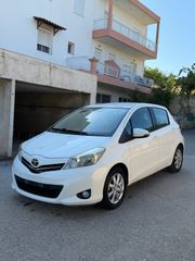 Toyota Yaris 2012-thumb-6