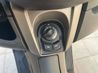 Yamaha NMAX 125 2024 2,650km!!!!-thumb-11