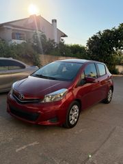 Toyota Yaris 2012-thumb-3