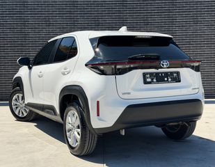 Toyota Yaris Cross 2024-thumb-3