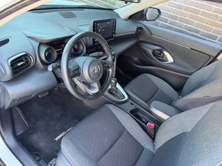 Toyota Yaris Cross 2024-thumb-7