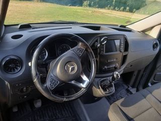 Mercedes-Benz Vito 2020-thumb-7