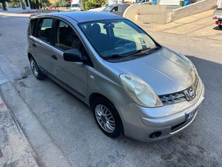 Nissan Note 2008-thumb-8