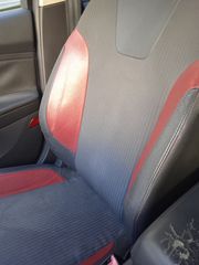 Ford Focus 2011-thumb-1