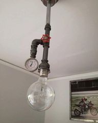 Φωτιστικό οροφής από σωλήνες (industrial) / Ceiling lamp made of pipes (industrial)