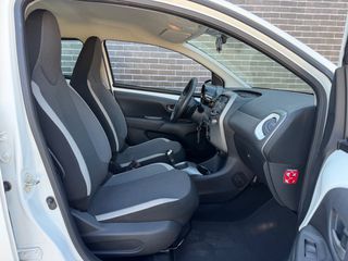 Toyota Aygo (X) 2021-thumb-15