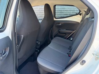 Toyota Aygo (X) 2021-thumb-20
