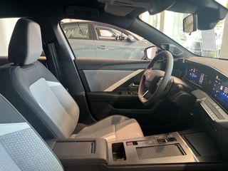 Opel Astra 2026 EDITION 1,5 DIESEL 130HP AT8-thumb-9