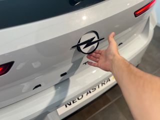 Opel Astra 2026 EDITION 1,5 DIESEL 130HP AT8-thumb-18