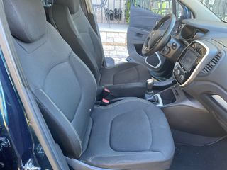 Renault Captur 2018-thumb-28