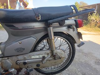 Honda C 2000-thumb-11