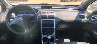 Peugeot 307 2004-thumb-5
