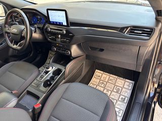 Ford Kuga 2021 1.5 BLUE DCi ST-LINE-thumb-41