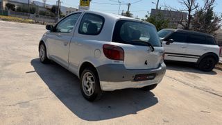 Toyota Yaris 1999-thumb-4