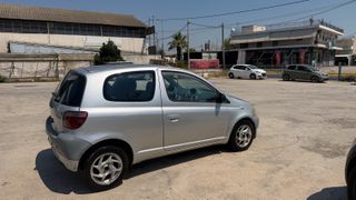 Toyota Yaris 1999-thumb-3