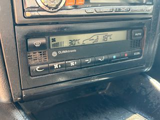 Volkswagen Golf 2000 1.4 - ΔΩΡΟ ΤΕΛΗ 2026-thumb-29