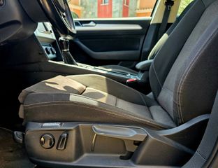 Volkswagen Passat 2016-thumb-4