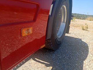 Volvo 2012-thumb-1
