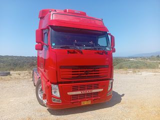 Volvo 2012-thumb-2
