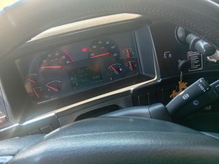 Volvo 2012-thumb-6
