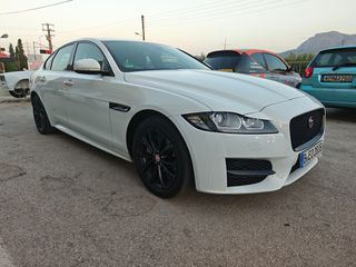 Jaguar XF 2017-thumb-1