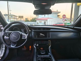 Jaguar XF 2017-thumb-13