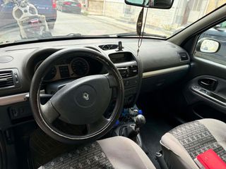 Renault Clio 2001 CLIO 1.4 16V-thumb-5