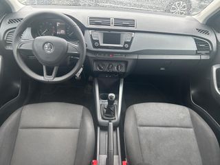 Skoda Fabia 2017-thumb-1
