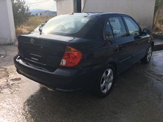 Hyundai Accent 2003-thumb-1