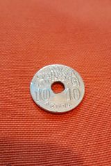 Τρύπια δεκάρα 1966-thumb-1