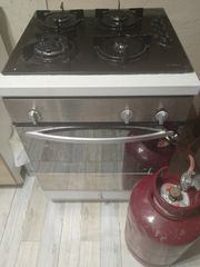 Πωλείται κουζίνα υγραερίου BOSCH