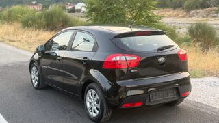 Kia Rio 2015-thumb-3