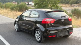 Kia Rio 2015-thumb-4