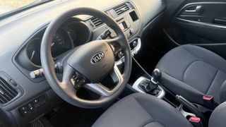 Kia Rio 2015-thumb-12