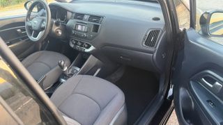 Kia Rio 2015-thumb-18