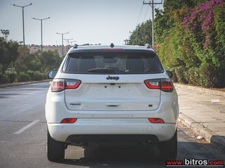 Jeep Compass 2022 1.3 PHEV T4 240 S 4XE ATX LIMITED-thumb-11