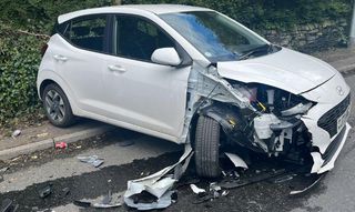 Hyundai i 10 2015 αγοραζουμε hyundai με ζημιά