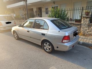 Hyundai Accent 2000