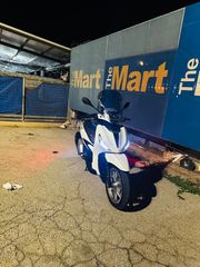 Piaggio Beverly 400 2021-thumb-2